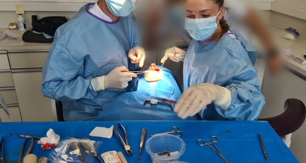 DU de Chirurgie Implantaire (1)